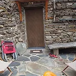 Casa Dos Avos 23 Feriehus Castro Daire
