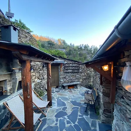 Casa Dos Avos 23 بيت للعطل