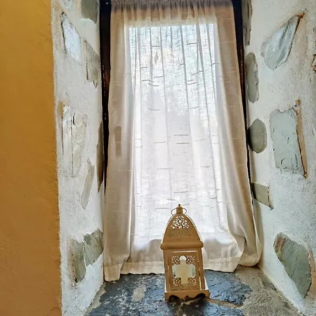 Casa Dos Avos 23 *